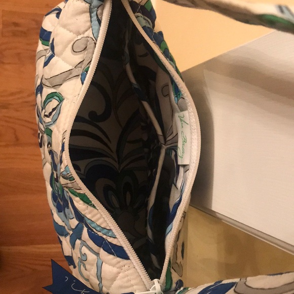 Small Vera Bradley bag - Picture 3 of 3